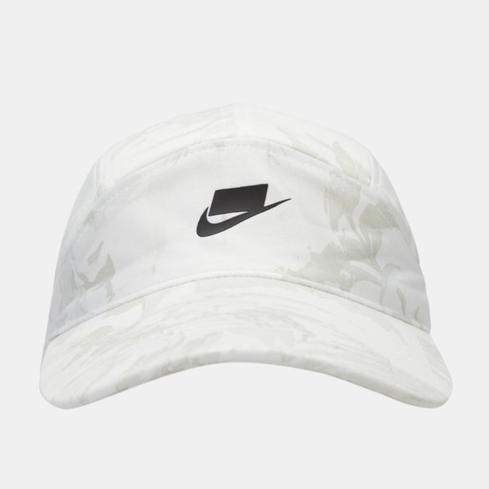Nike Sportswear collection tailwind floral cap